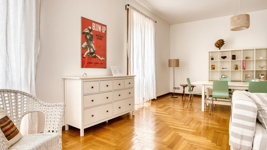 Others 5, Italianway - Merlo 1/3 B, Milano
