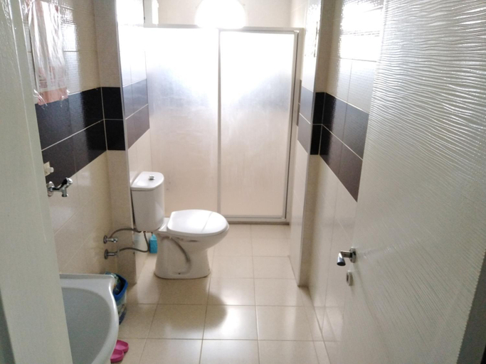 Bathroom, Egepar Rezidance Apart, Bornova