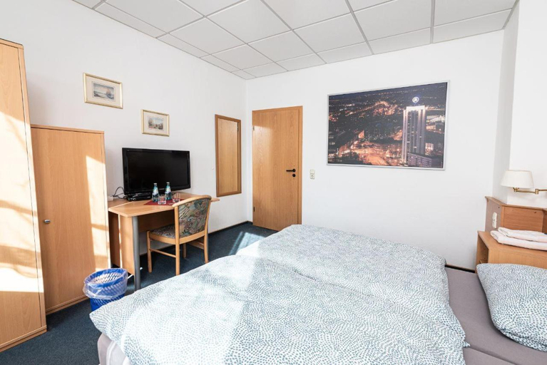 Bedroom 2, Pension Greiser, Leipzig