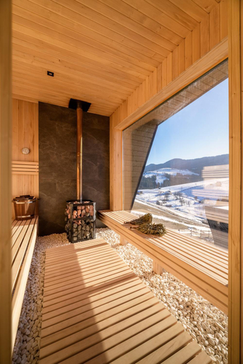 Sauna 5, Emshir Villas, Verkhovyns'kyi