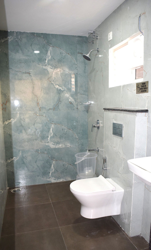 Bathroom 5, Relax Inn Suites & Rooms, Krishna
