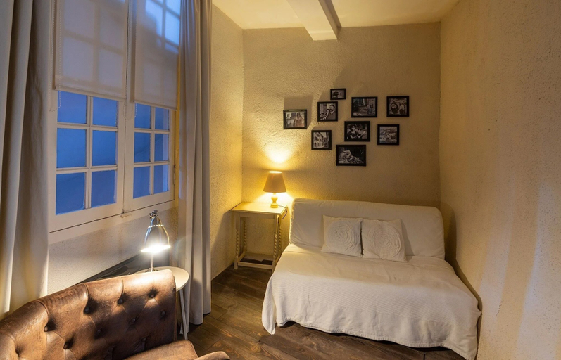Bedroom 4, La Maison au Puits, Tarn