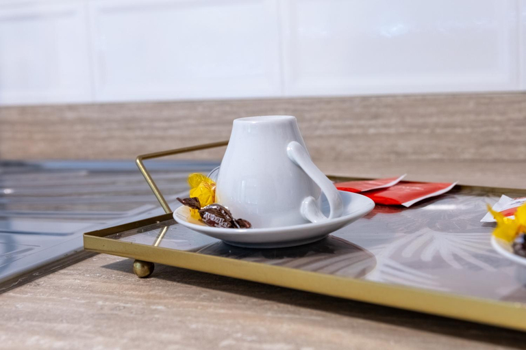 Food & Drinks 5, Residence D'azeglio, Palermo