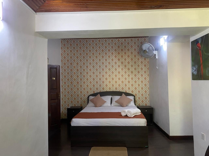 Room 4, Kudaarala Heritage, Kundasale