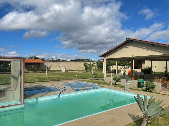 Pool 5, Recanto Elizium, Montes Claros