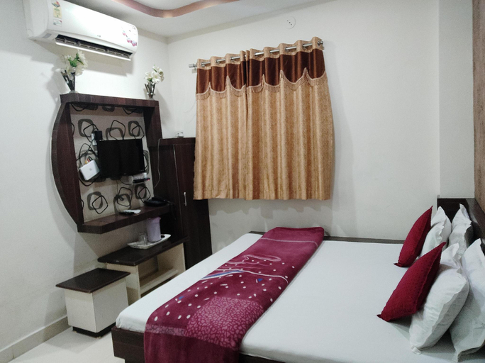 Others 2, Hotel Vrandavan Palace Near Mahakal Temple Ujjain, Ujjain