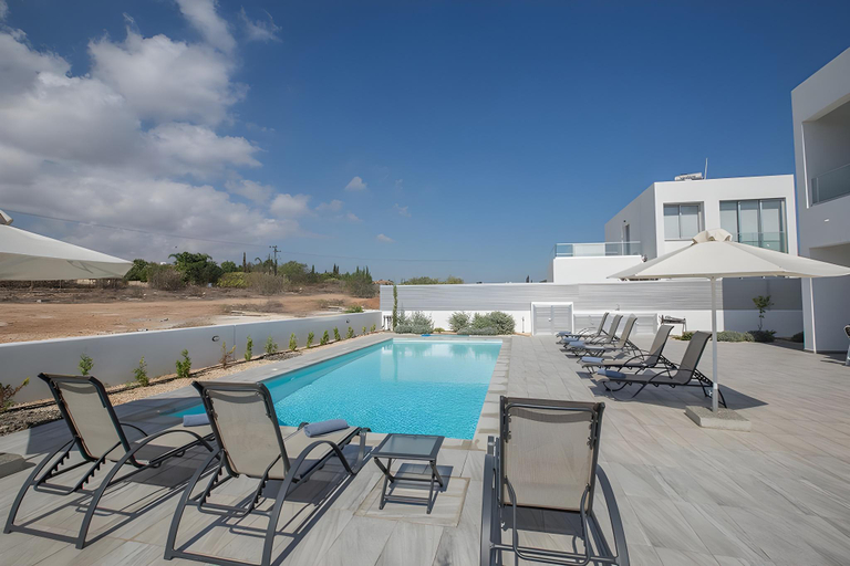 Sport & Beauty 2, Protaras Greco Villa CCV5, 5 Bed in the center