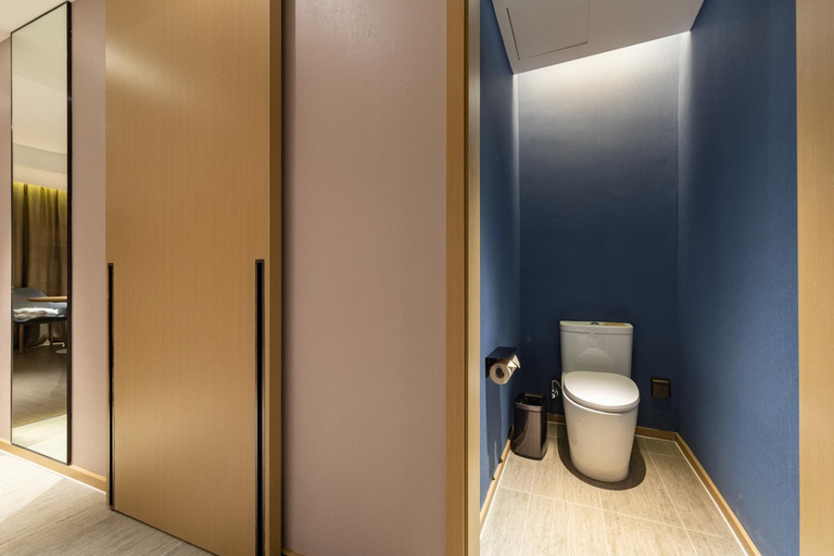 Bathroom 4, Atour Hotel Qingdao May Fourth Square Badaguan, Qingdao