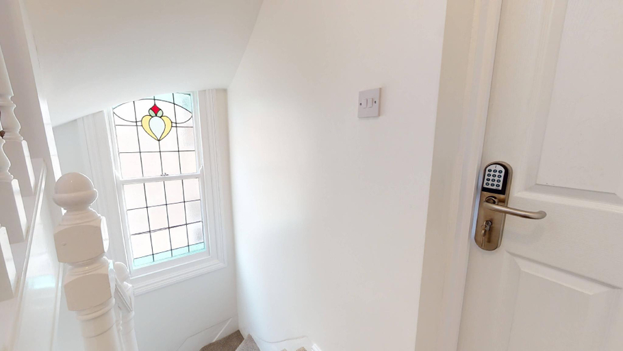 Bathroom 2, The  Oxford Lodge Merton Suite, Oxfordshire
