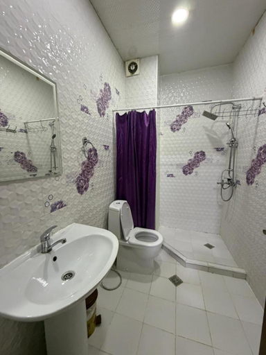 Bathroom, City View Apartments At Dadiani St, Tbilisi