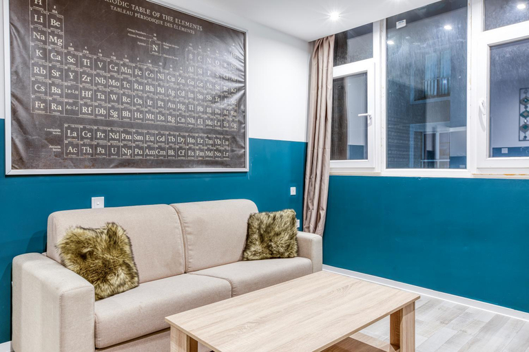 Others 3, Central Paceville Penthouse + Terrace & City Vibes, St Julian's
