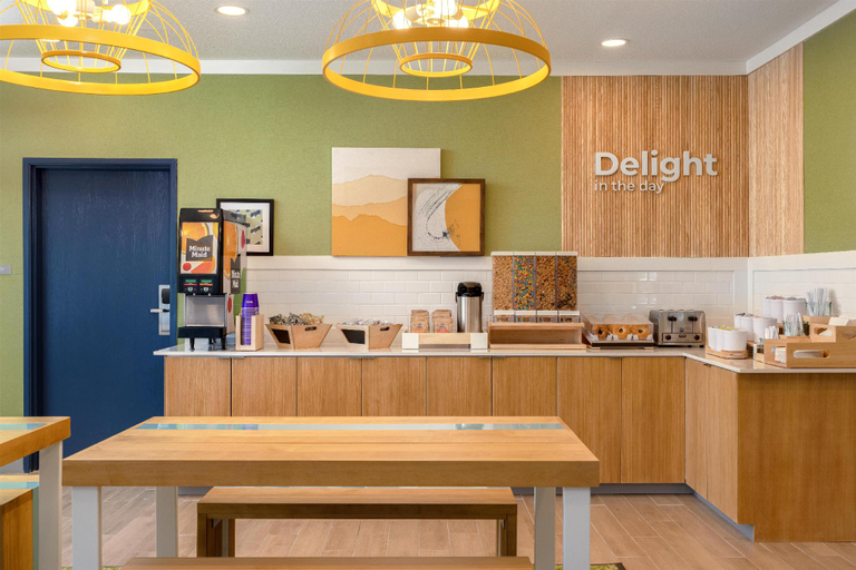 Food & Drinks 5, Spark by Hilton El Paso University, El Paso