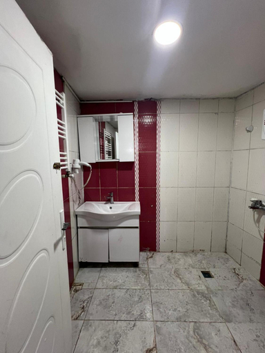 Bathroom 2, Taksim Nova House hotel, Beyoğlu