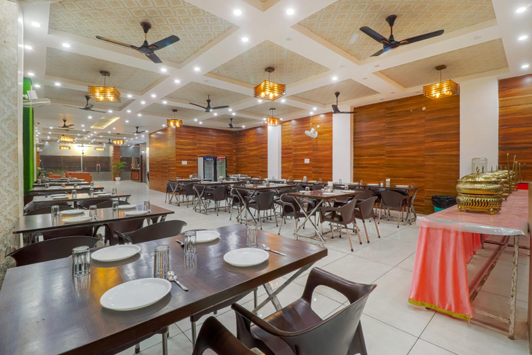 Food & Drinks 5, Hotel Siya Ram By AKC Hotels, Dehradun