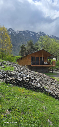 Others 5, Elia Hut Kazbegi, Kazbegi