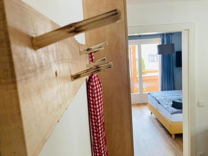 Bedroom 2, Alpensoul Apartments, Zell am See