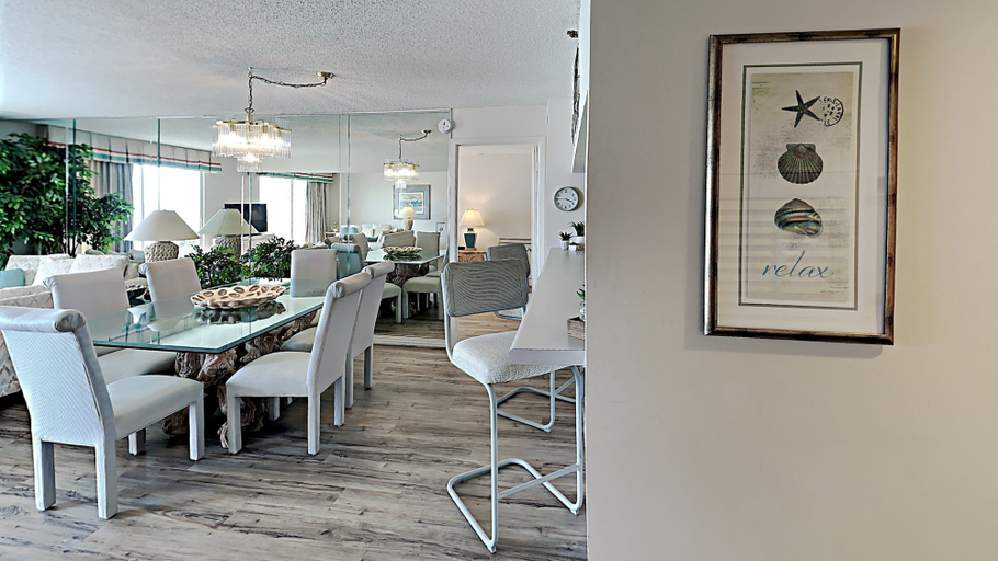 Interior 4, South Hampton 506, Horry