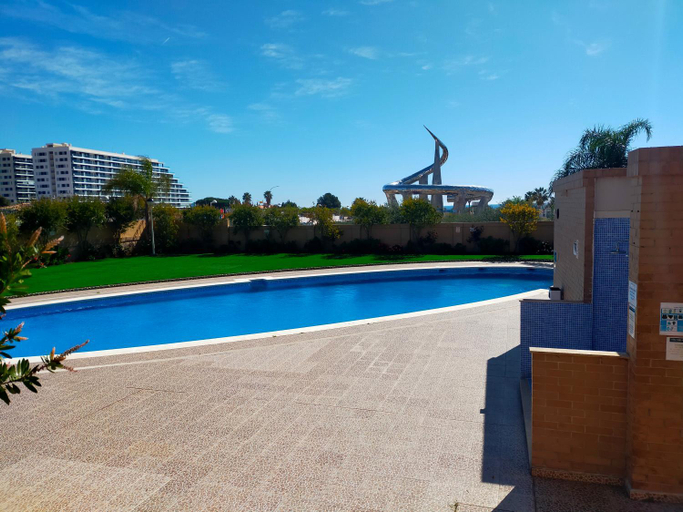 Sport & Beauty 4, Jardines del Mar III 141, Castellón