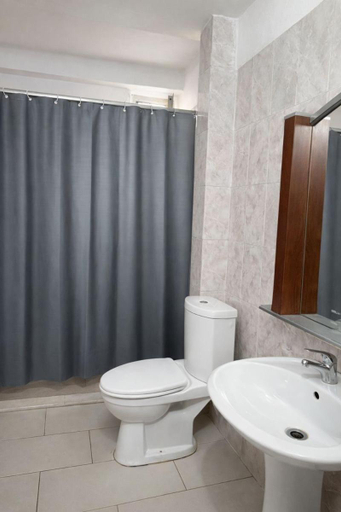 Bathroom 3, Central Tirana Stay, Tirana