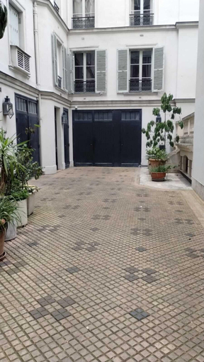 Exterior & Views, 1552 Laborde, Paris