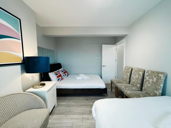 5, Eastcote apartments, London