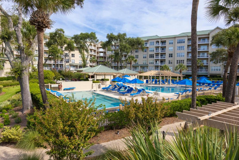 Sport & Beauty 5, 5203 Hampton Place South, Beaufort