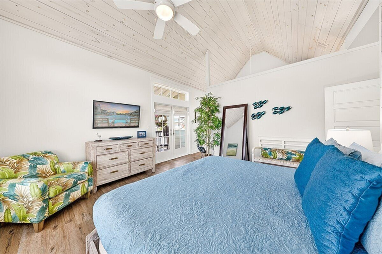 Bedroom 2, Amazing Grace 128 ST, Nueces