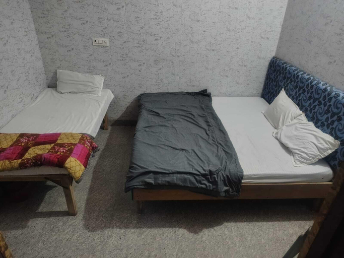 Room 4, Shri Laddu Gopal Dham, Mathura