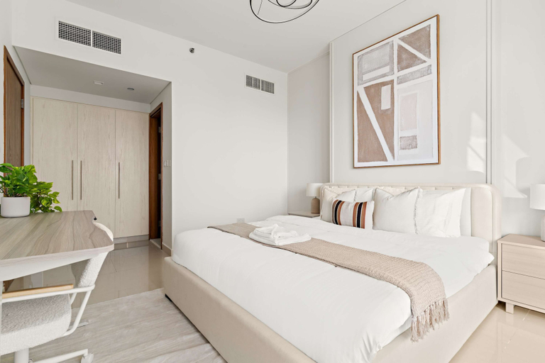 Room 2, Silkhaus 1bdr Near Reem Park at Julphar Tower, Abu Dhabi City
