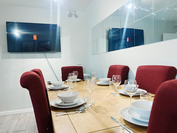 4, Eastcote apartments, London