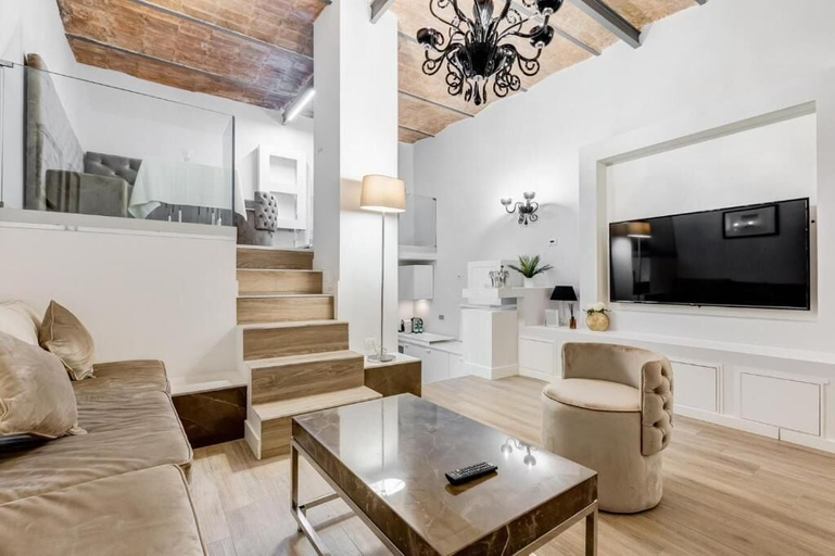 Others 4, Spanish Queen Apartment, Rome