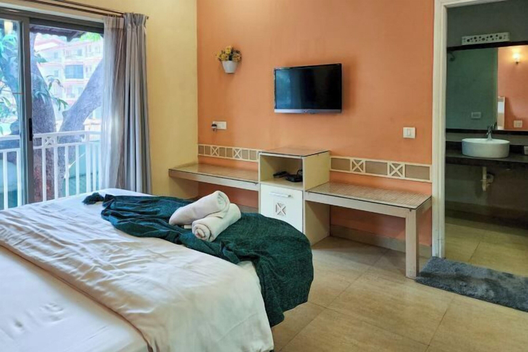 Bedroom 2, Private Villa w Pool 700m Beach D2, North Goa