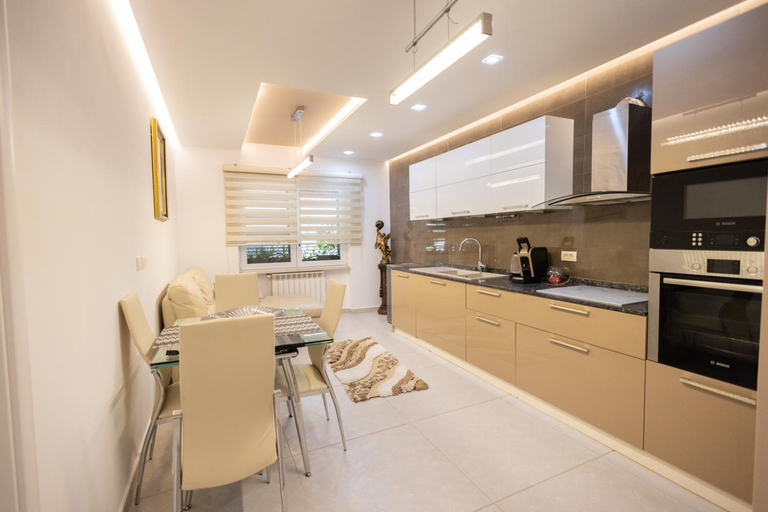 Others 4, Apartment KLER-Elegant Stay Ali Demi, Tirana