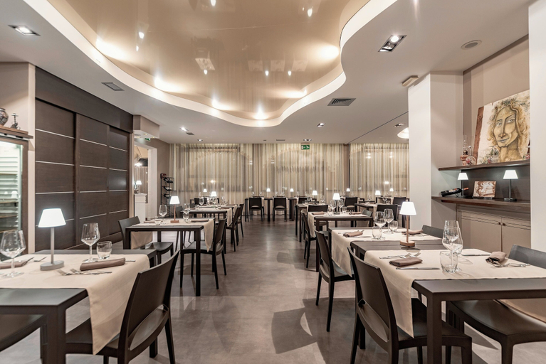 Food & Drinks 5, Hotel El Patio, Perugia
