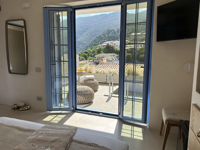 Others 4, Tellion Suites, Ionian Islands