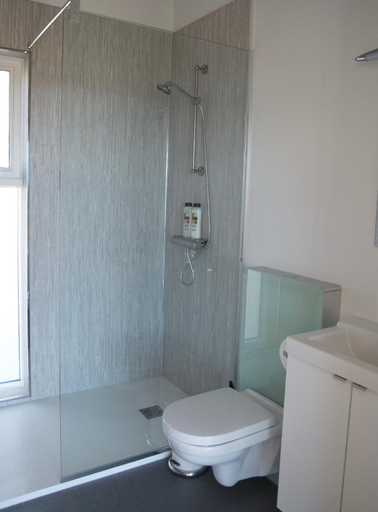 Bathroom 3, Krákhamar apartments, Djúpavogshreppur