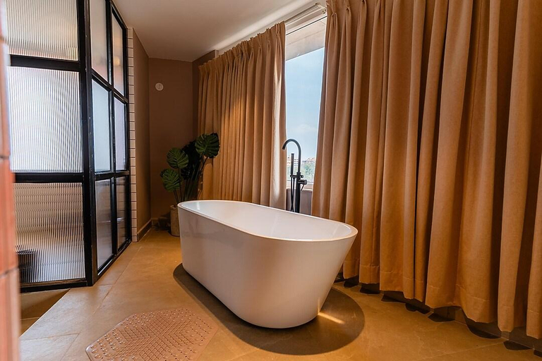 Bathroom, Minimalist Panjim, North Goa