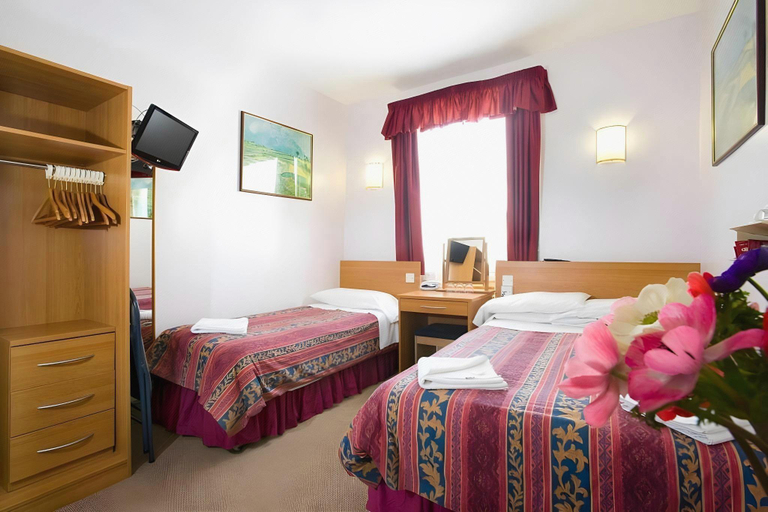 Bedroom 3, Dover B&B, London