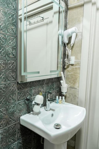 Bathroom 4, Gold Parliament Hotel, Baku