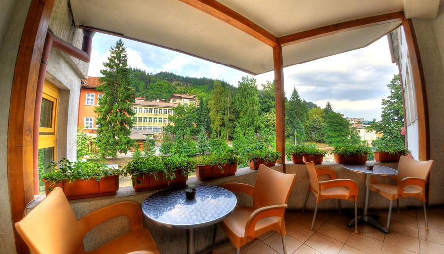 Food & Drinks 4, Plaza Family Hotel, Smolyan