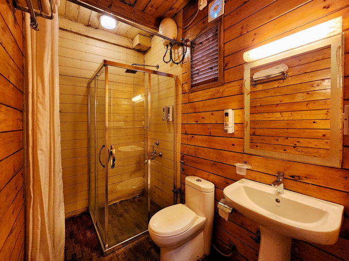 Bathroom 4, La Vie Woods, North Goa