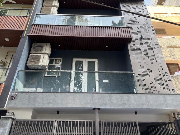 Others 3, Fortune Home Service Apartment 3BHK, J-150, Delhi