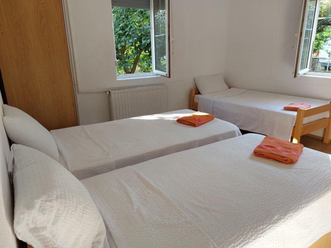 Bedroom 2, ANA Apartments