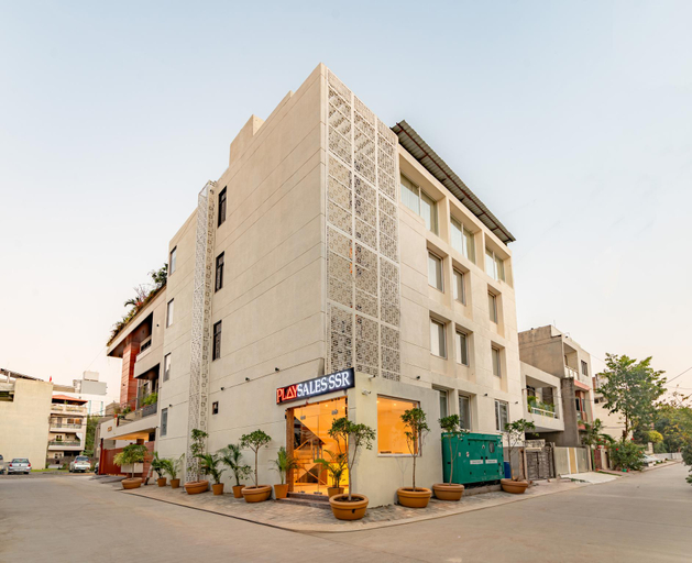 Exterior view, Playsales SSR, Indore