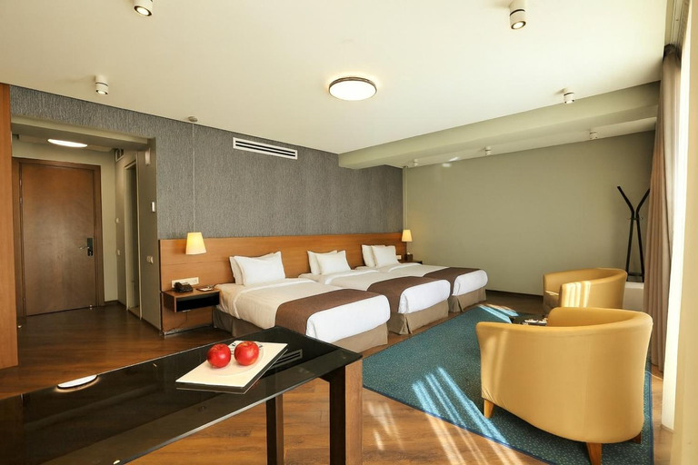 Bedroom 3, Golden Palace Hotel, Mtskheta