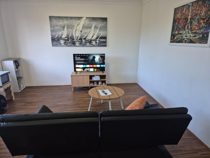Others 5, Dalyellup Guest House- Walk to Shops, Near Beach & Bunbury, Capel