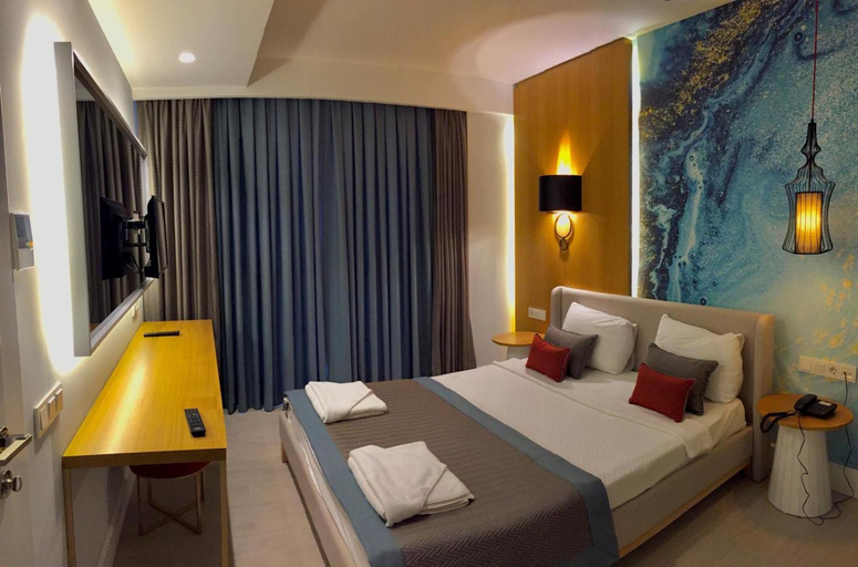Others 3, Çalcalar Hotel, Ula