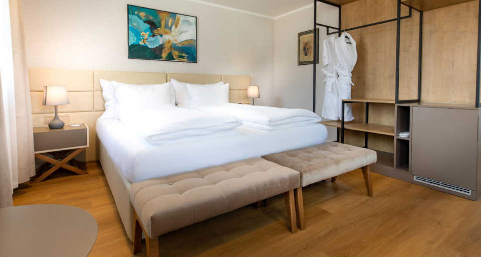 Bedroom 2, Boutique Hotel OchSen, Sarganserland