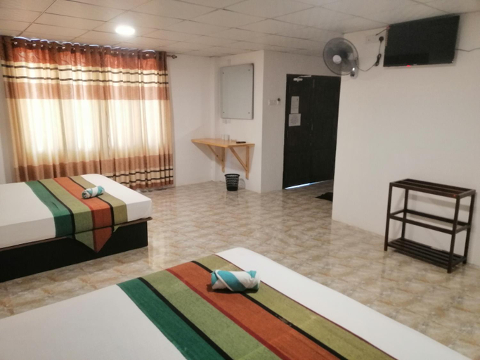Bedroom 2, Malwathu Oya Forest Garden, Nachchadoowa