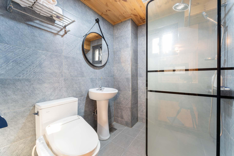 Bathroom 3, Gapyeong Hidden Valley, Gapyeong